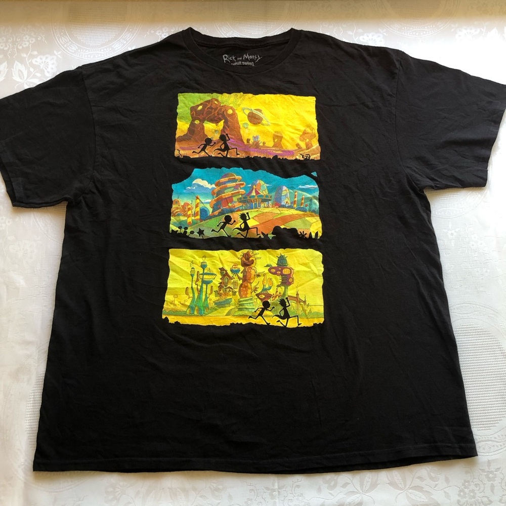 Rick And Morty Black Graphic Print T-Shirt 
Men’s Size XL Short Sleeves Tee